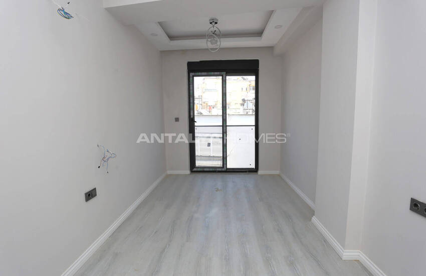 Key Ready Apartments with Balcony in Antalya 10