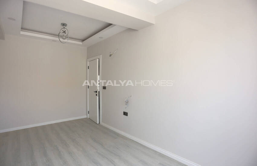 Key Ready Apartments with Balcony in Antalya 11