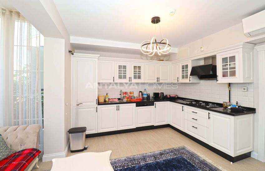 خانه نیمه مستقل برای فروش در آنتالیا، دوشومآلتی 28