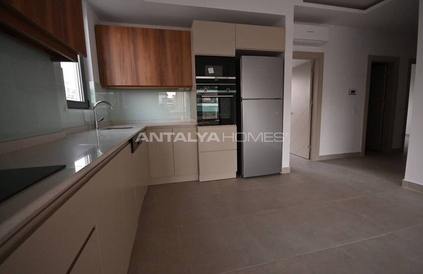 Alanya Kestel'de Denize Yakın Taşınmaya Hazır Daireler 21