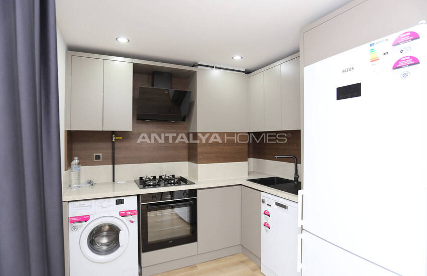 Меблированная квартира рядом с торговым центром в Муратпаше 14