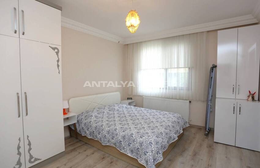Antalya Muratpaşa'da 12. Cadde Yakınında 2 Yatak Odalı Daire 18