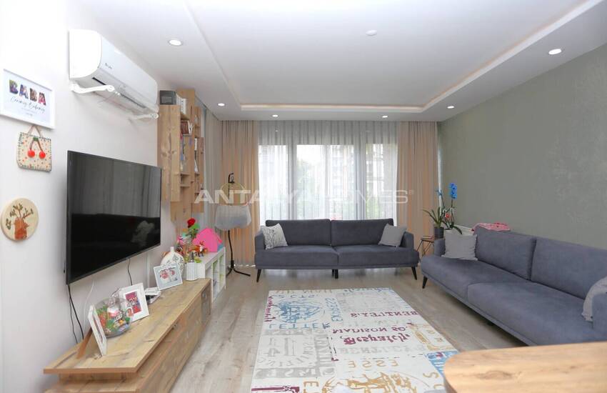 Antalya Muratpaşa'da 12. Cadde Yakınında 2 Yatak Odalı Daire 12