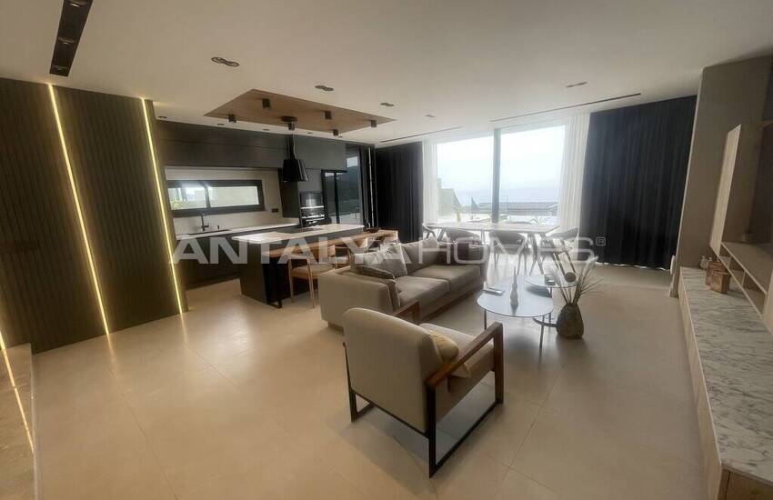 خانه های 4 خوابه تریپلکس با منظره استخر و دریا در کالکان 16