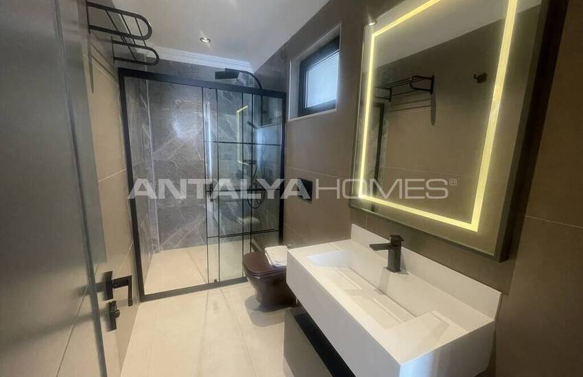 خانه های 4 خوابه تریپلکس با منظره استخر و دریا در کالکان 32