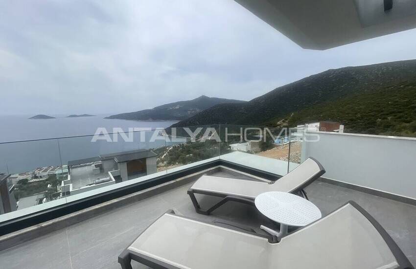 خانه های 4 خوابه تریپلکس با منظره استخر و دریا در کالکان 39