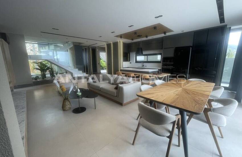 خانه های 4 خوابه تریپلکس با منظره استخر و دریا در کالکان 19