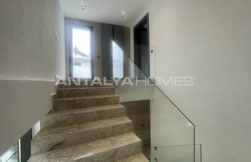 خانه های 4 خوابه تریپلکس با منظره استخر و دریا در کالکان 35