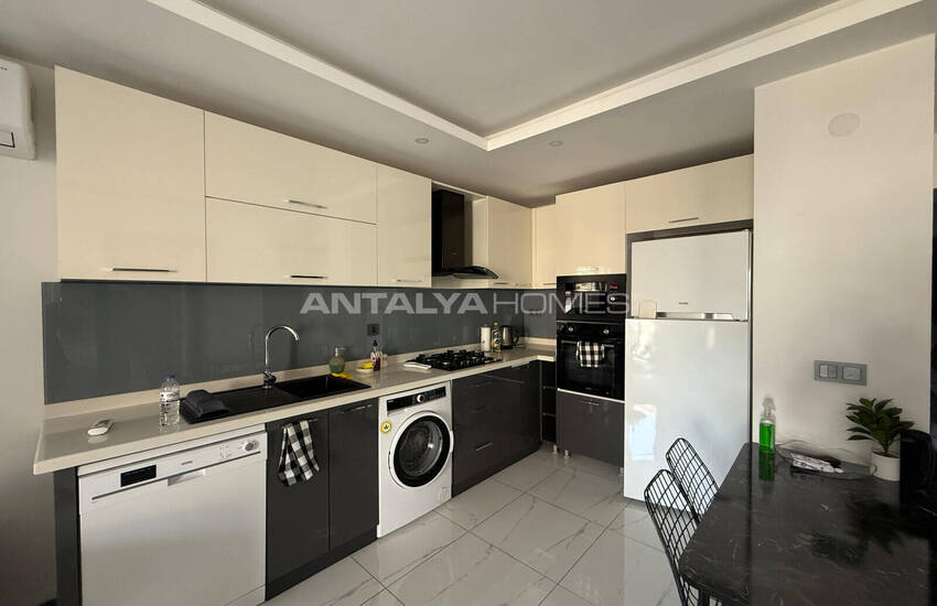 Flat with City and Nature Views in Alanya 13