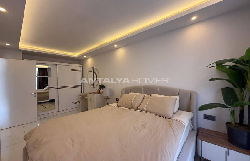 Flat with City and Nature Views in Alanya 15