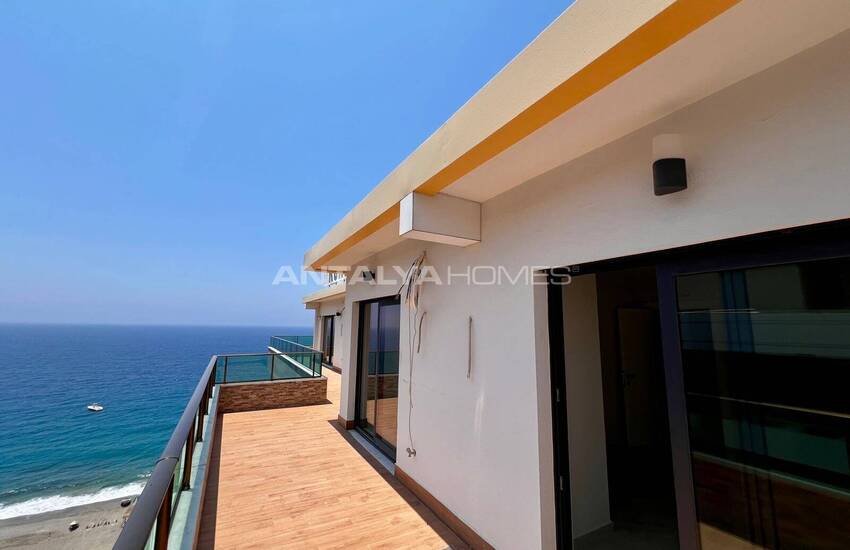 Immobilier En Bord De Mer Avec Piscine À Mahmutlar Alanya 33
