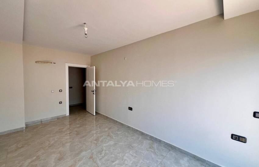 Immobilier En Bord De Mer Avec Piscine À Mahmutlar Alanya 30
