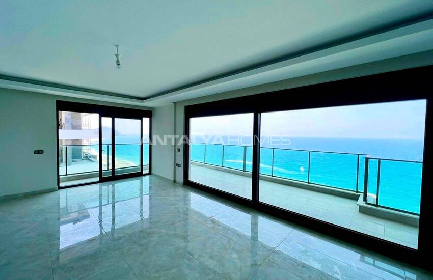 Immobilier En Bord De Mer Avec Piscine À Mahmutlar Alanya 17