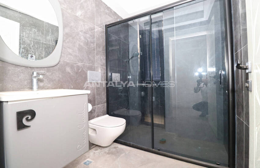 Antalya Döşemealtı'nda Havuzlu Site İçinde 4+1 Villa 18