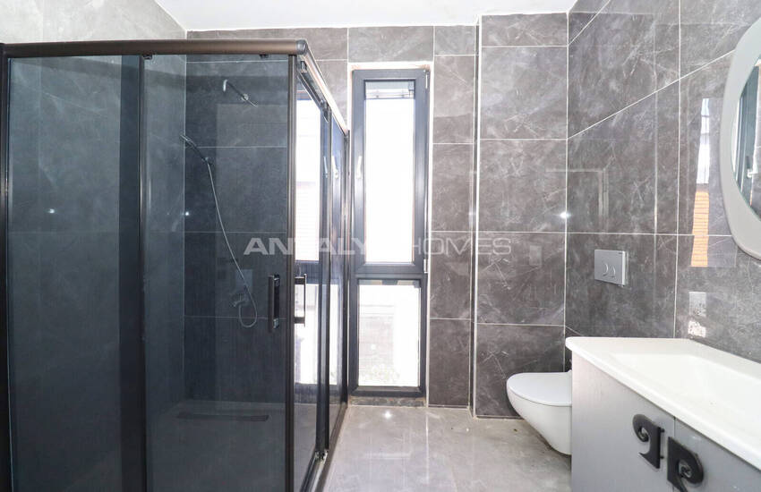 Antalya Döşemealtı'nda Havuzlu Site İçinde 4+1 Villa 29