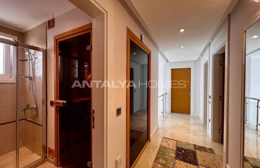 خانه شیک با منظره دریا و شهر در آلانیا 34