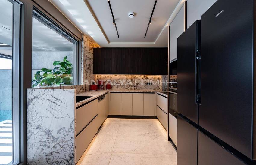 Отдельные дома с садами и бассейнами в Кунду Анталии 8