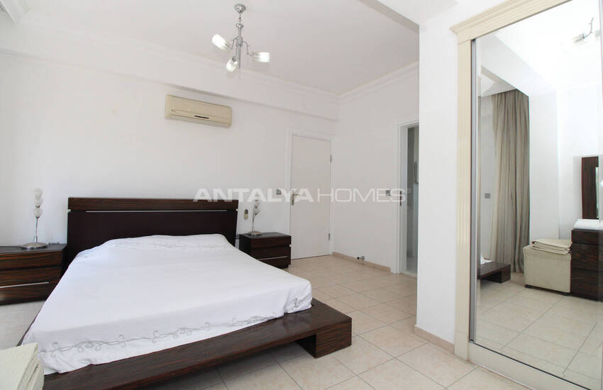 Furnished House in a Complex with a Pool in Belek Antalya 16