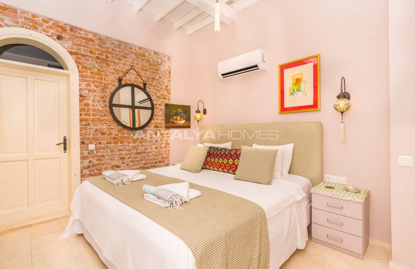 Потрясающий дом с видом на море и природу в Калкане, Анталия 32