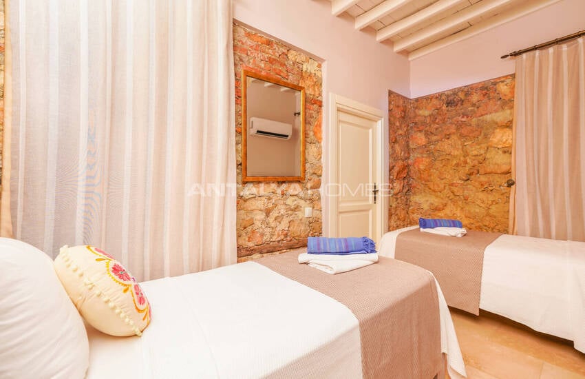 Потрясающий дом с видом на море и природу в Калкане, Анталия 34