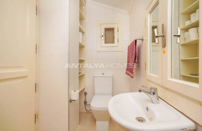 Потрясающий дом с видом на море и природу в Калкане, Анталия 36