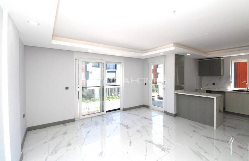 Manavgat'ta Havuzlu ve Otoparklı Daire 16