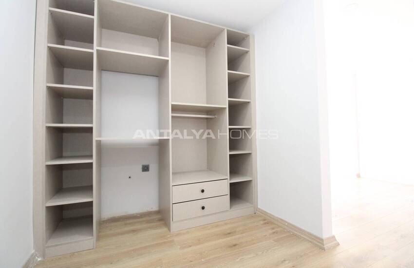 Manavgat'ta Havuzlu ve Otoparklı Daire 24