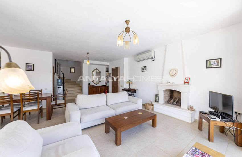Kaş Kalkan'da Deniz Manzaralı Havuzlu 4+1 Villa 15