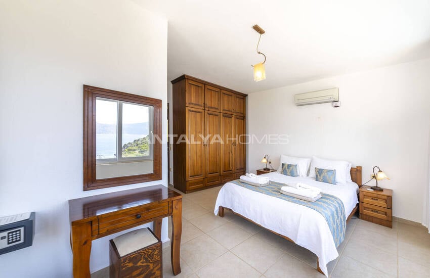 Kaş Kalkan'da Deniz Manzaralı Havuzlu 4+1 Villa 21