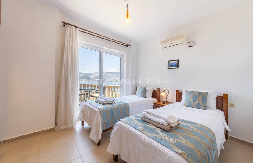 Kaş Kalkan'da Deniz Manzaralı Havuzlu 4+1 Villa 18