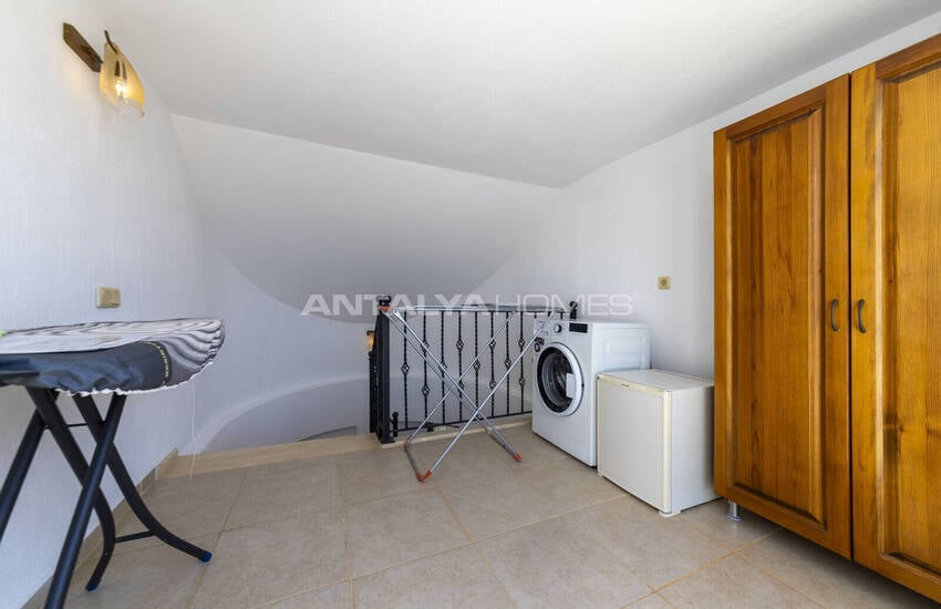 Kaş Kalkan'da Deniz Manzaralı Havuzlu 4+1 Villa 44