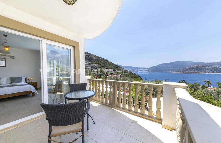 Kaş Kalkan'da Deniz Manzaralı Havuzlu 4+1 Villa 41