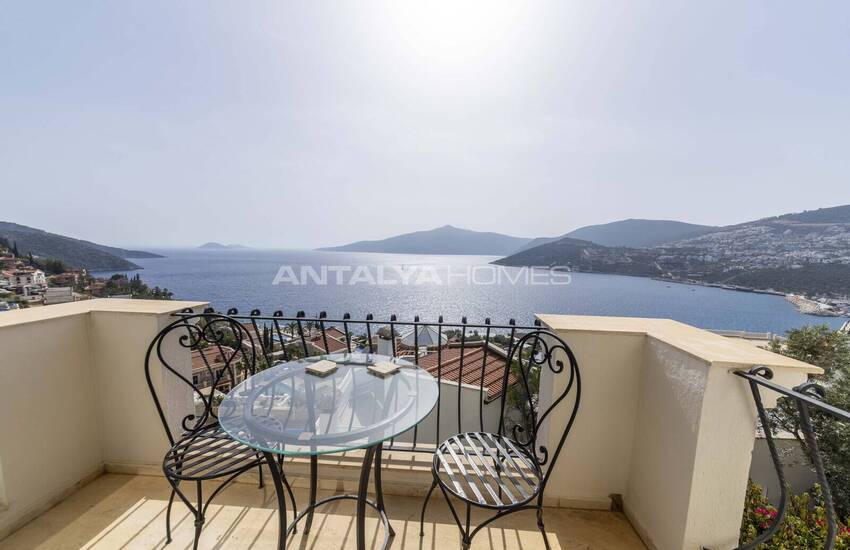 House with Pool Close to Beach in Kalkan 36