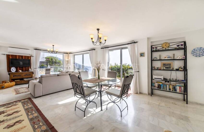 House with Pool Close to Beach in Kalkan 20