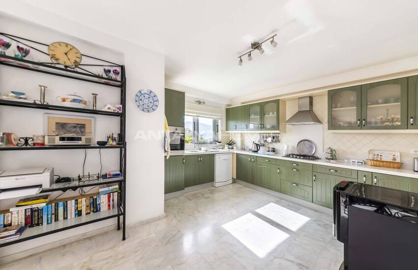 House with Pool Close to Beach in Kalkan 21