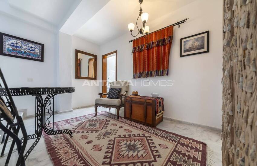 House with Pool Close to Beach in Kalkan 37