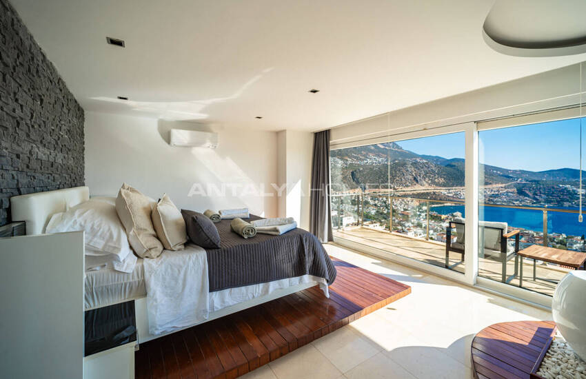 Kaş Kalkan'da Özel Havuzlu Deniz Manzaralı Villa 19
