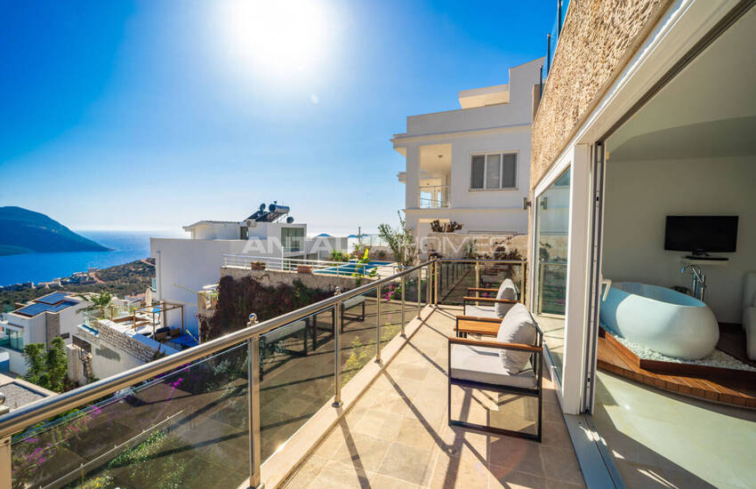 Kaş Kalkan'da Özel Havuzlu Deniz Manzaralı Villa 33