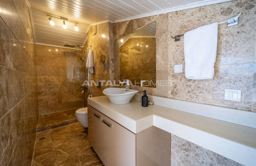 Kaş Kalkan'da Özel Havuzlu Deniz Manzaralı Villa 27