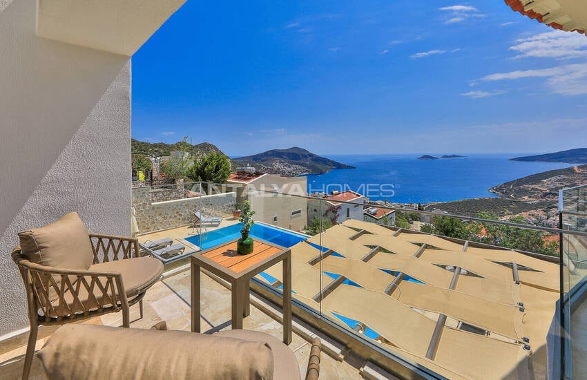 Kaş Kalkan'da Havuzlu ve Deniz Manzaralı Lüks 5+1 Villa 47