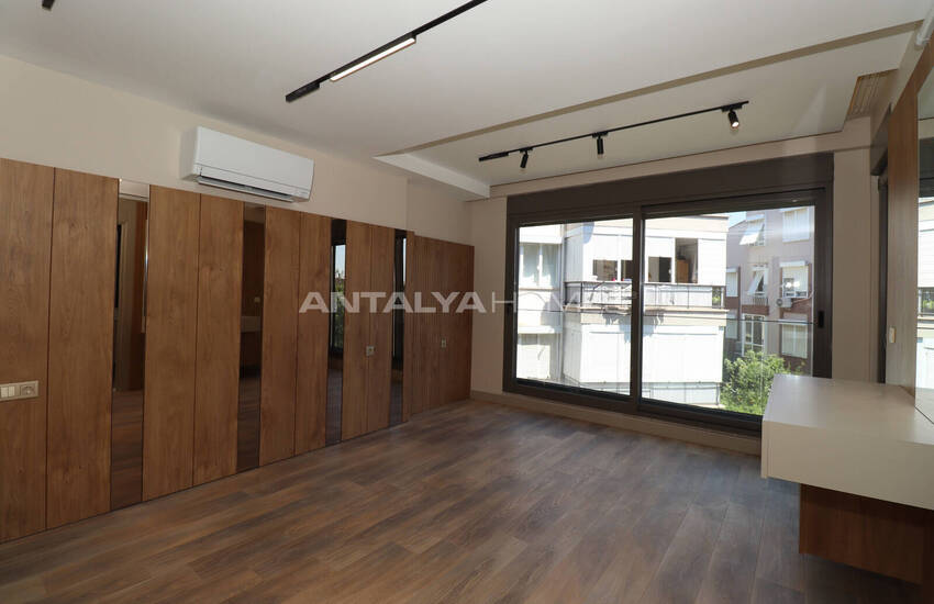 Apartments with Smart Home System Near the Sea in Antalya Lara 20