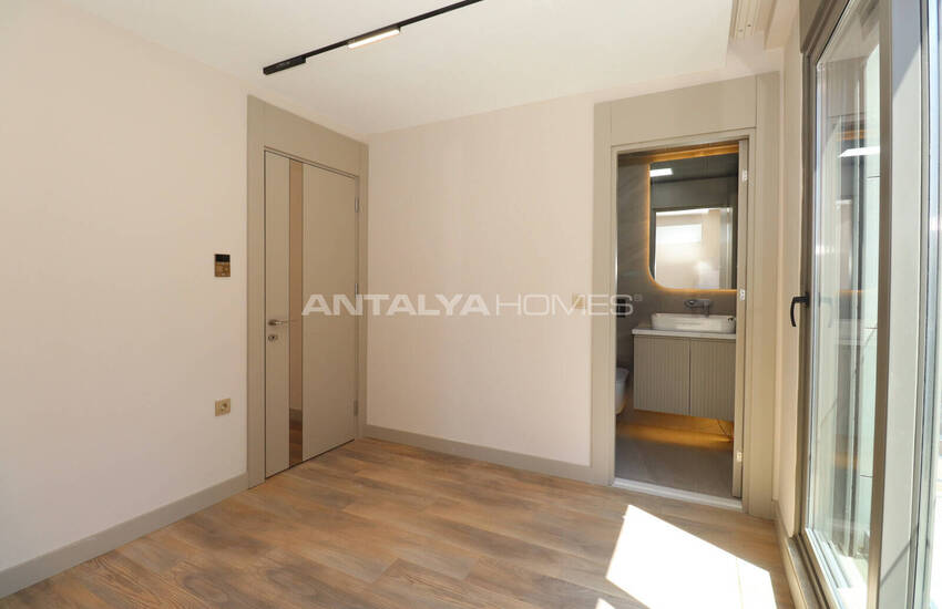 Apartments with Smart Home System Near the Sea in Antalya Lara 25