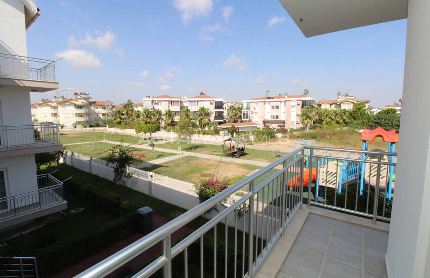 Belek'te Tatil Köyü Olanaklarına Sahip Sitede Eşyalı 2+1 Daire 48