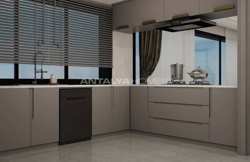 Çankaya, Kepez, Antalya'da Şehir ve Deniz Manzaralı Evler 18