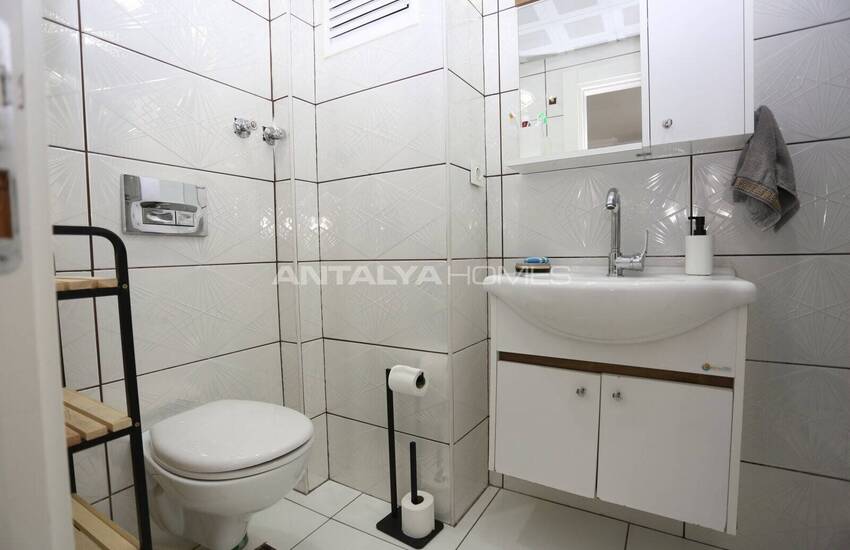 3-bedroom Flat with Separate Kitchen in Antalya Muratpaşa 22