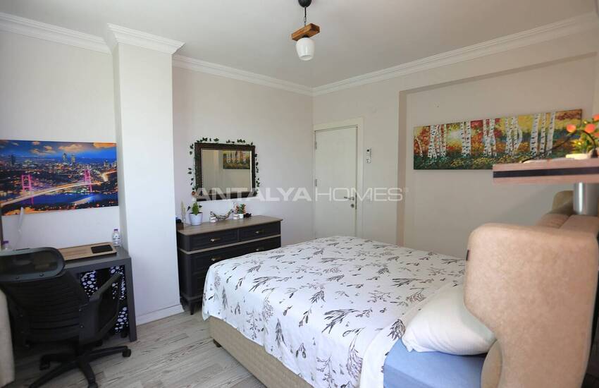 3-bedroom Flat with Separate Kitchen in Antalya Muratpaşa 13