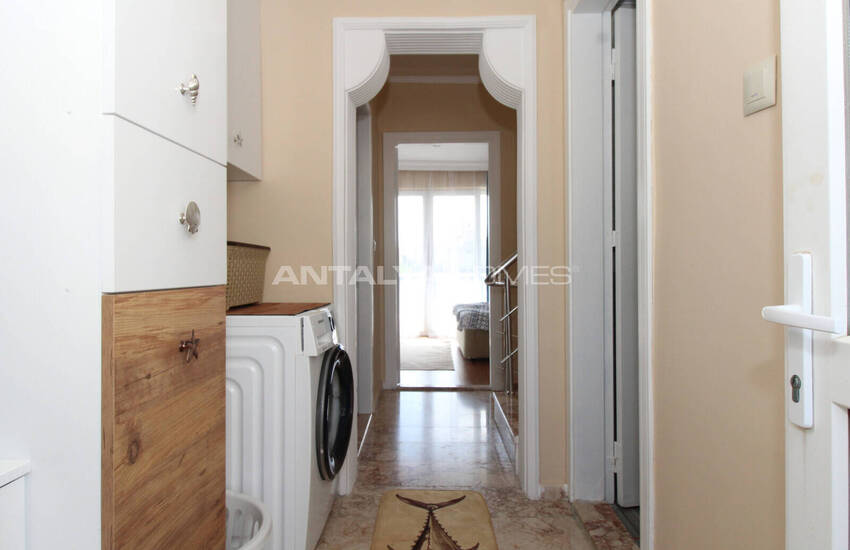 Möblerad Parhusvilla Med Privat Trädgård I Belek Antalya 38