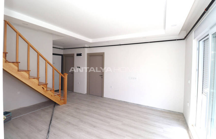 Kepez'de Özdilek Alışveriş Merkezine Yakın Dubleks Daireler 6