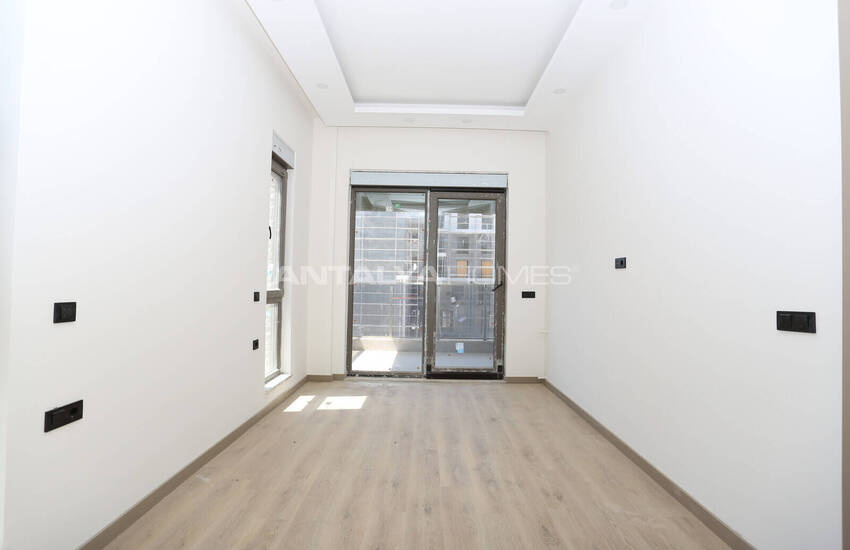 Detached House in an Exclusive Complex in Altıntaş 9