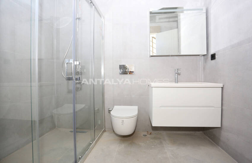Detached House in an Exclusive Complex in Altıntaş 22